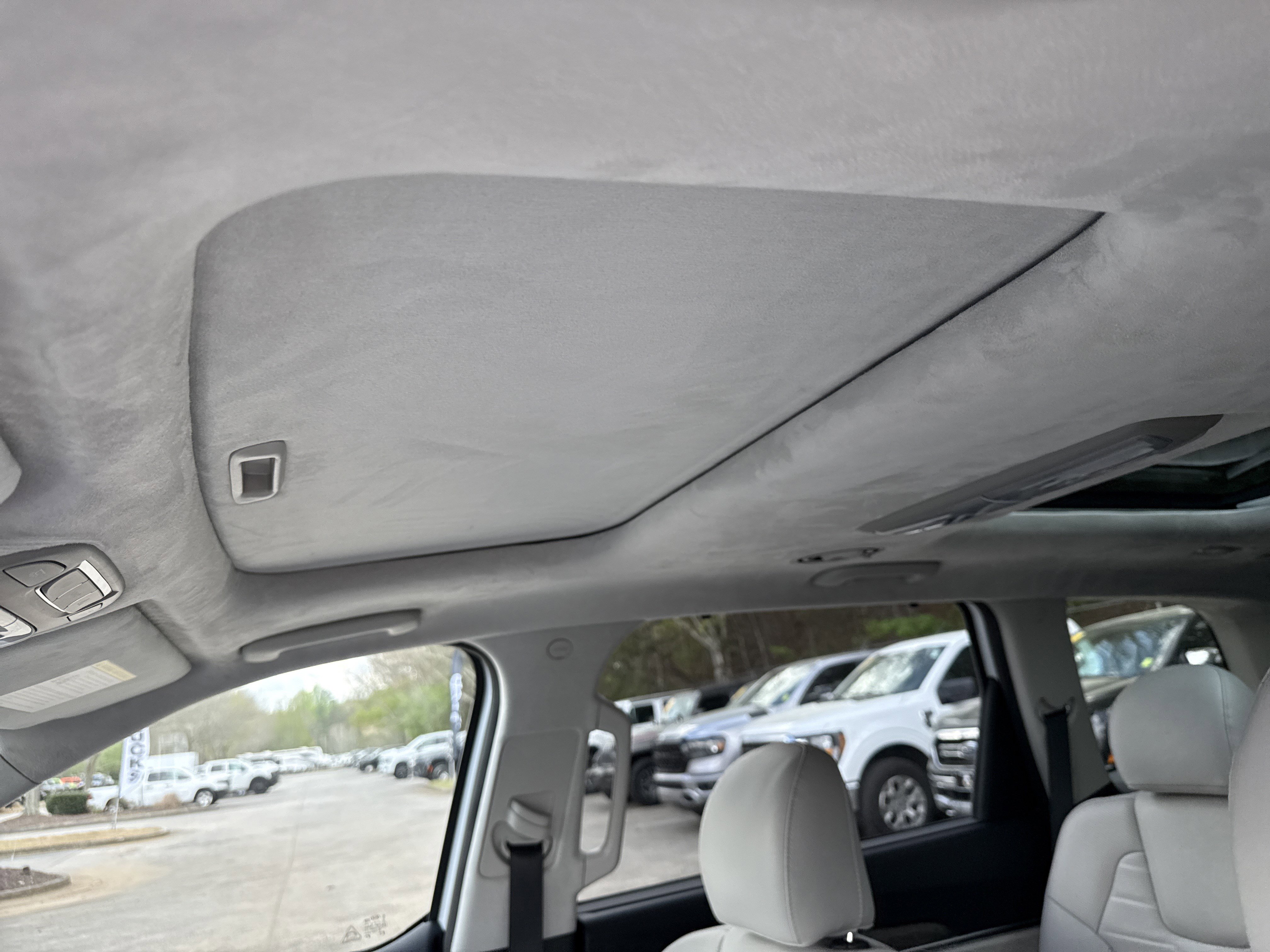 Used 2020 Kia Telluride SX w/ SX Prestige Package image 24