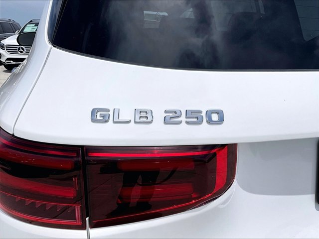 New 2026 Mercedes-Benz GLB 250 image 28