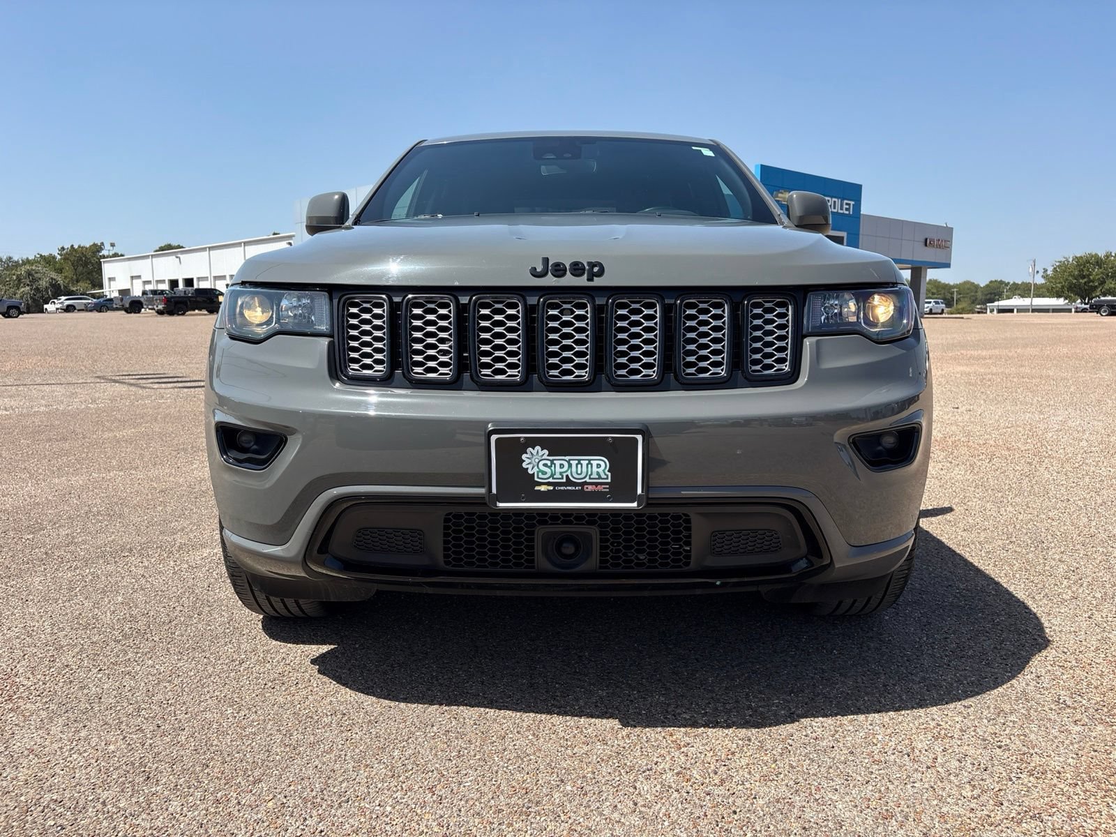 Used 2021 Jeep Grand Cherokee Laredo X RWD image 9