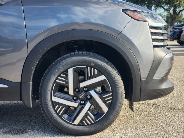 New 2027 Nissan Kicks SV FWD image 8