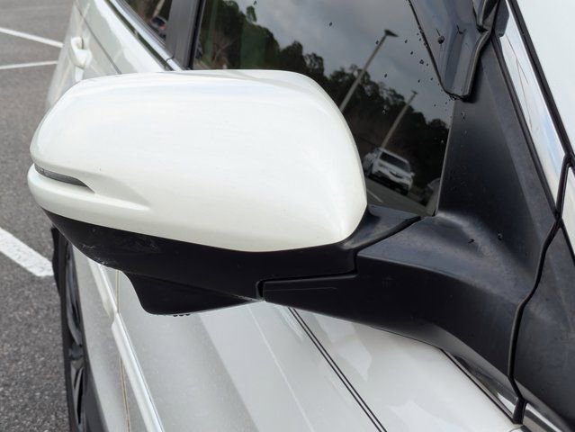 Used 2016 Honda CR-V Touring image 10