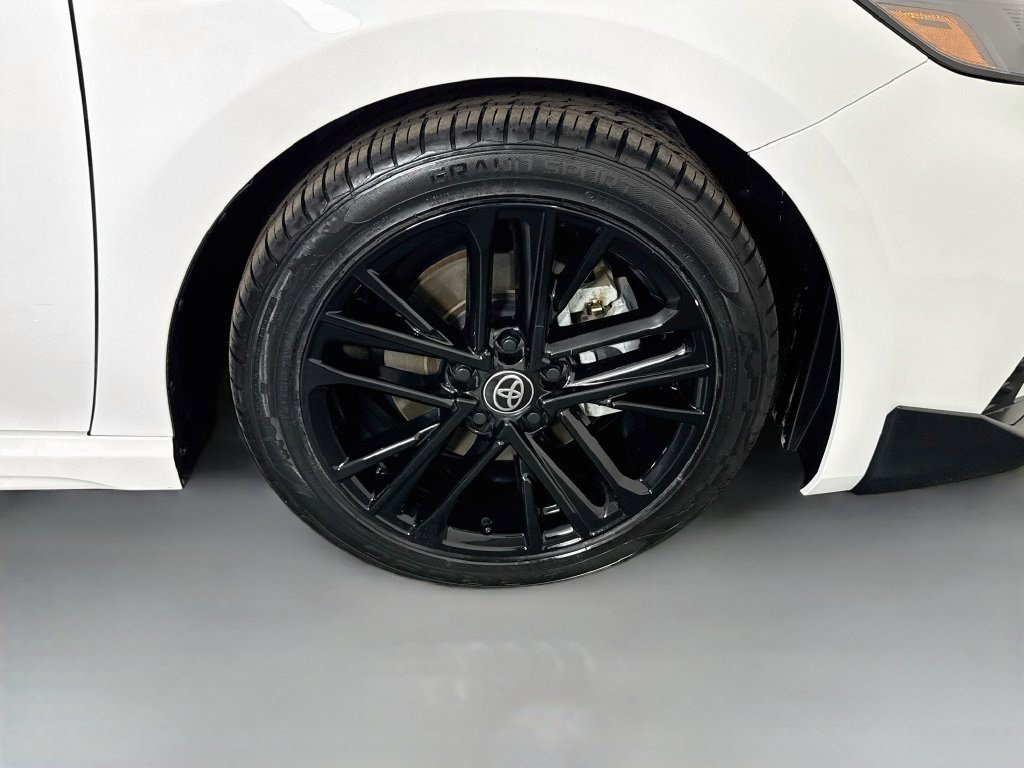 Used 2025 Toyota Camry SE FWD image 31