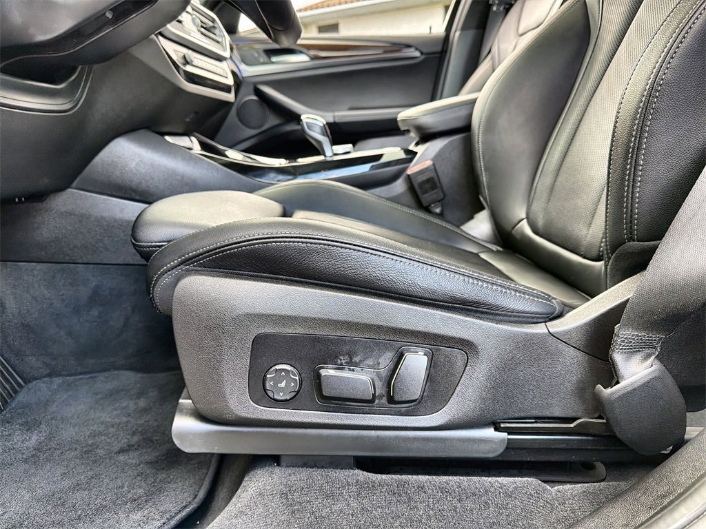 Used 2024 BMW X3 xDrive30i w/ Premium Essential Package image 14