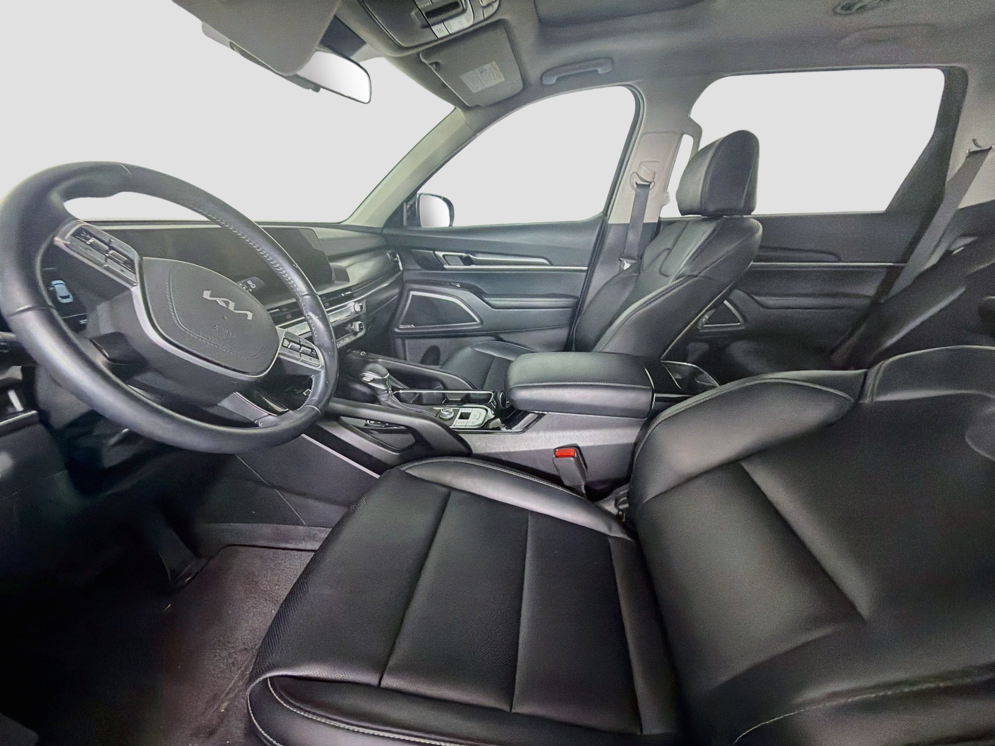 Used 2025 Kia Telluride S FWD image 13