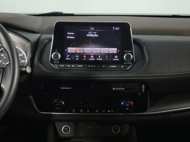 Used 2021 Nissan Rogue SV FWD image 23