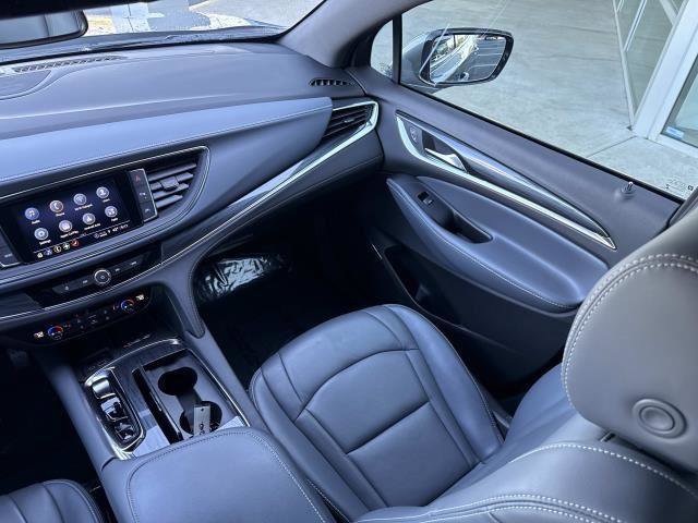 Used 2023 Buick Enclave Essence w/ Sport Touring Edition FWD image 30