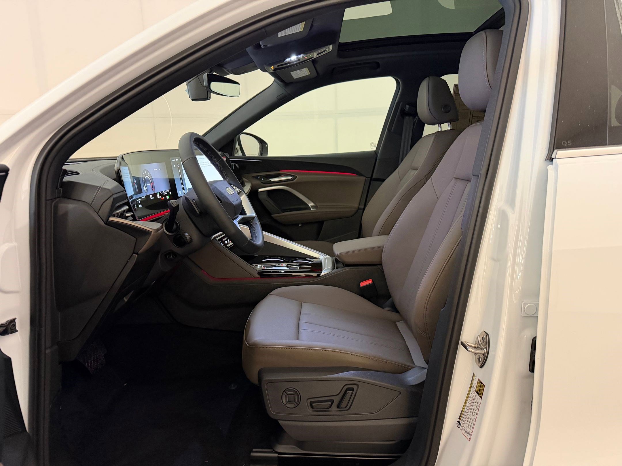 New 2026 Audi Q5 Premium AWD/4WD image 5