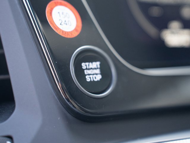 Used 2025 Porsche Cayenne S image 27