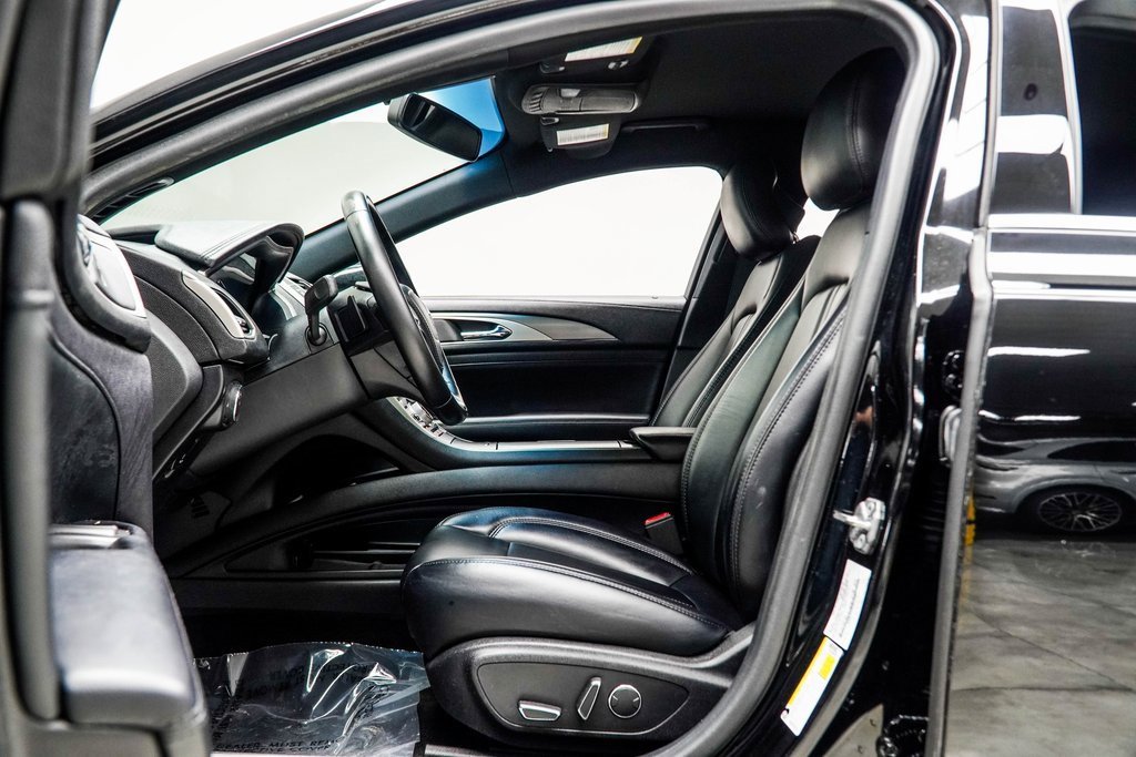 Used 2017 Lincoln MKZ Premiere image 32