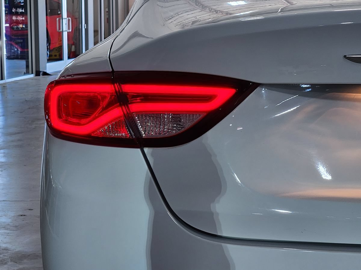 Used 2017 Chrysler 200 Limited Platinum FWD image 20