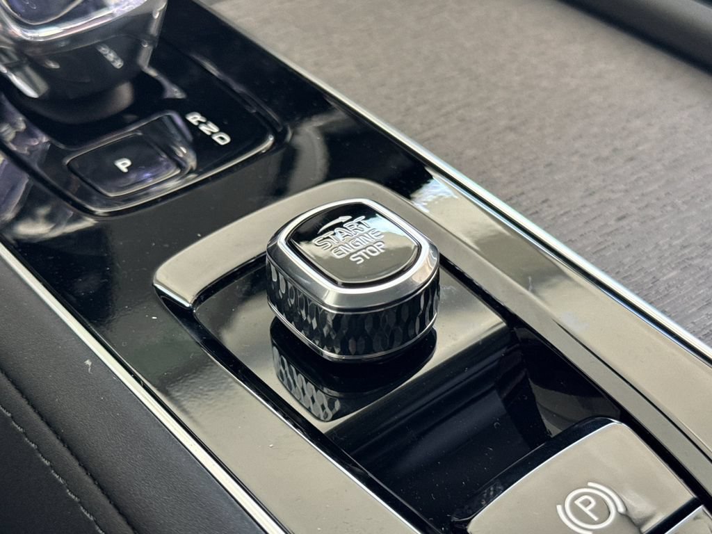 New 2026 Volvo XC90 T8 Ultra w/ Lounge Package AWD/4WD image 23