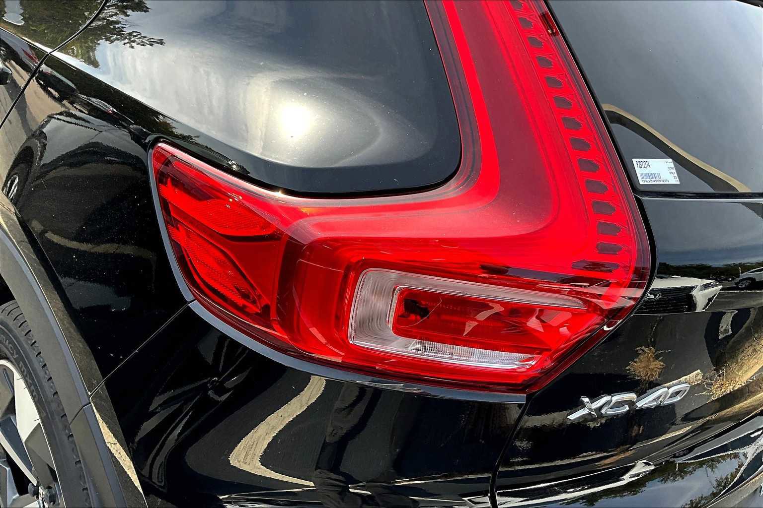 Certified 2023 Volvo XC40 B5 Plus w/ Driver Assist Package image 26