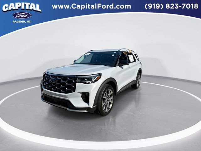Certified 2025 Ford Explorer Platinum w/ Ultimate Package AWD/4WD image 4