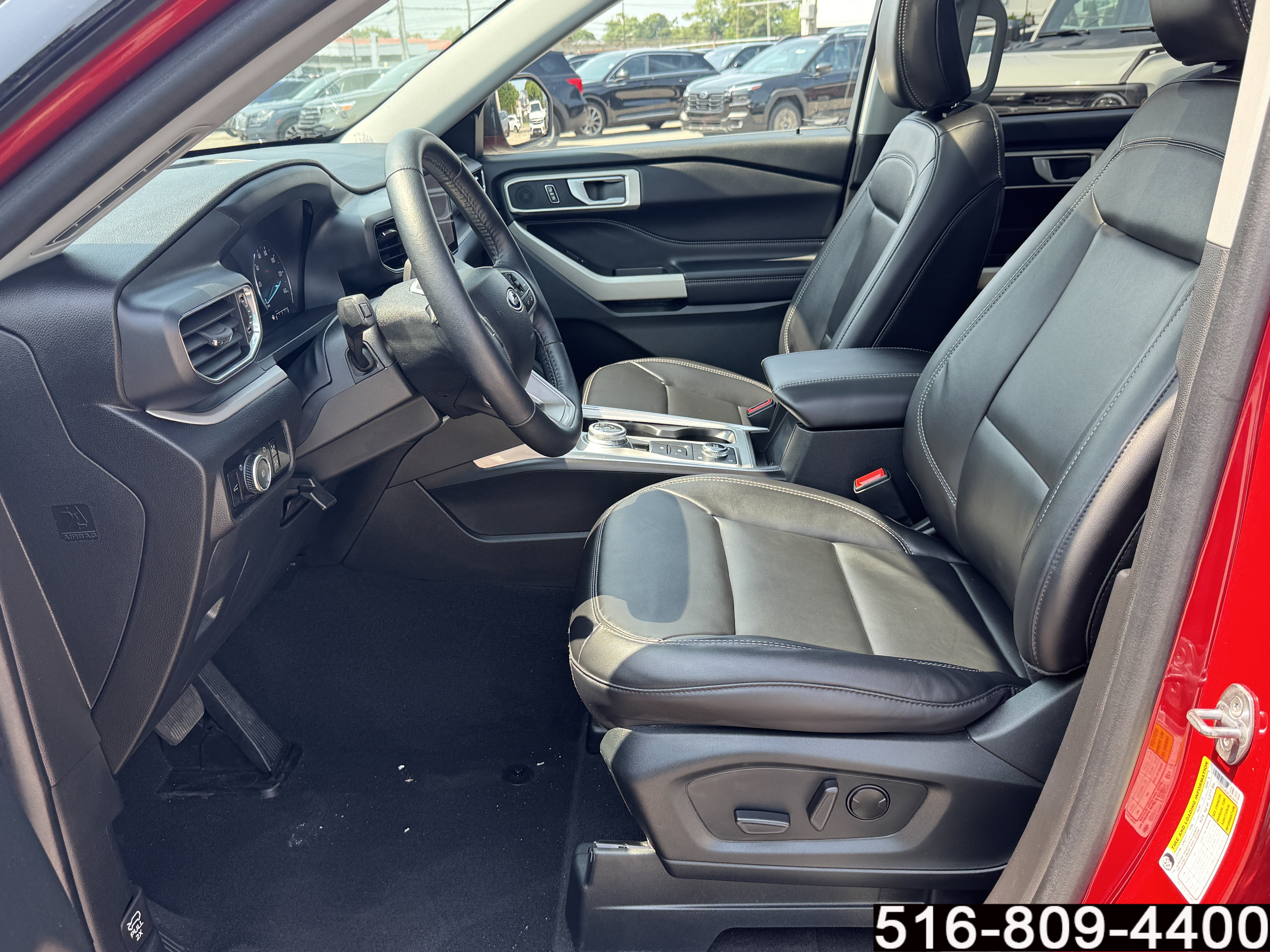 Used 2023 Ford Explorer XLT w/ Equipment Group 202A AWD/4WD image 26