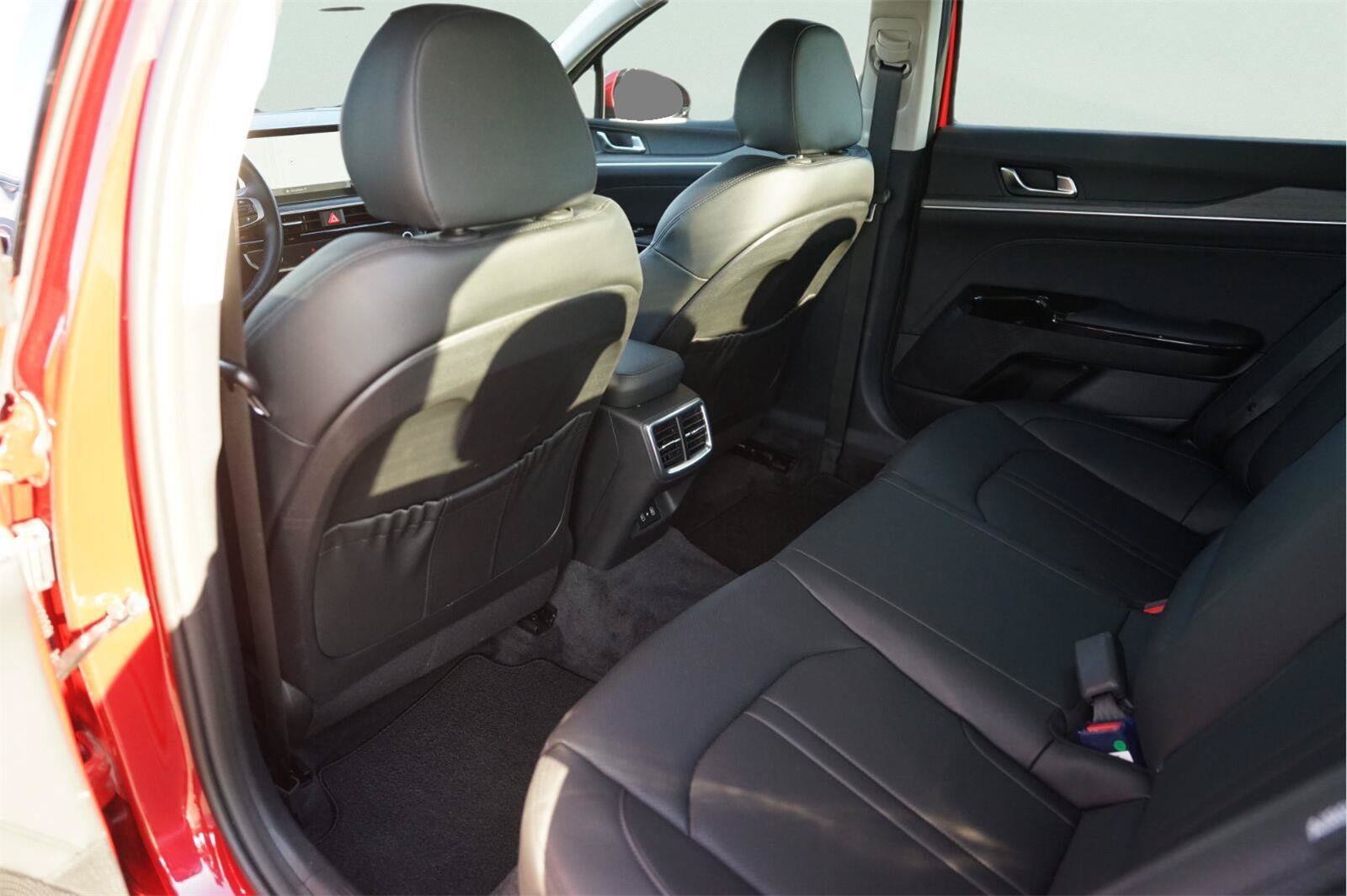 Used 2025 Kia K5 EX FWD image 12