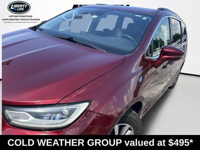 Used 2021 Chrysler Pacifica Touring w/ Cold Weather Group FWD image 3