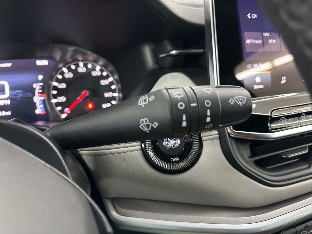 New 2026 Jeep Compass Limited image 35