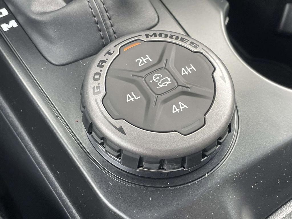 New 2025 Ford Bronco Big Bend w/ Black Diamond Package image 7