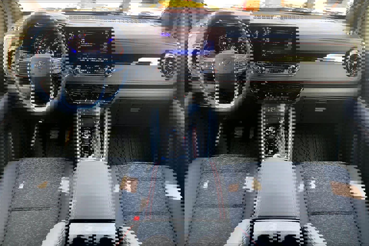 Certified 2024 Chevrolet Colorado Z71 w/ LPO, Dark Essentials Package image 15