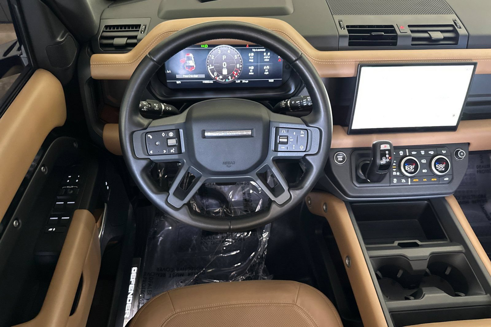Used 2025 Land Rover Defender 110 X-Dynamic SE AWD/4WD image 16