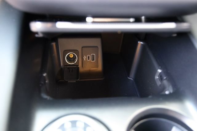 Used 2025 Ford Explorer ST-Line w/ Premium Package image 26