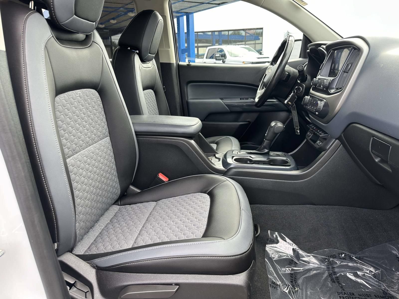 Certified 2021 Chevrolet Colorado Z71 w/ Safety Package AWD/4WD image 28