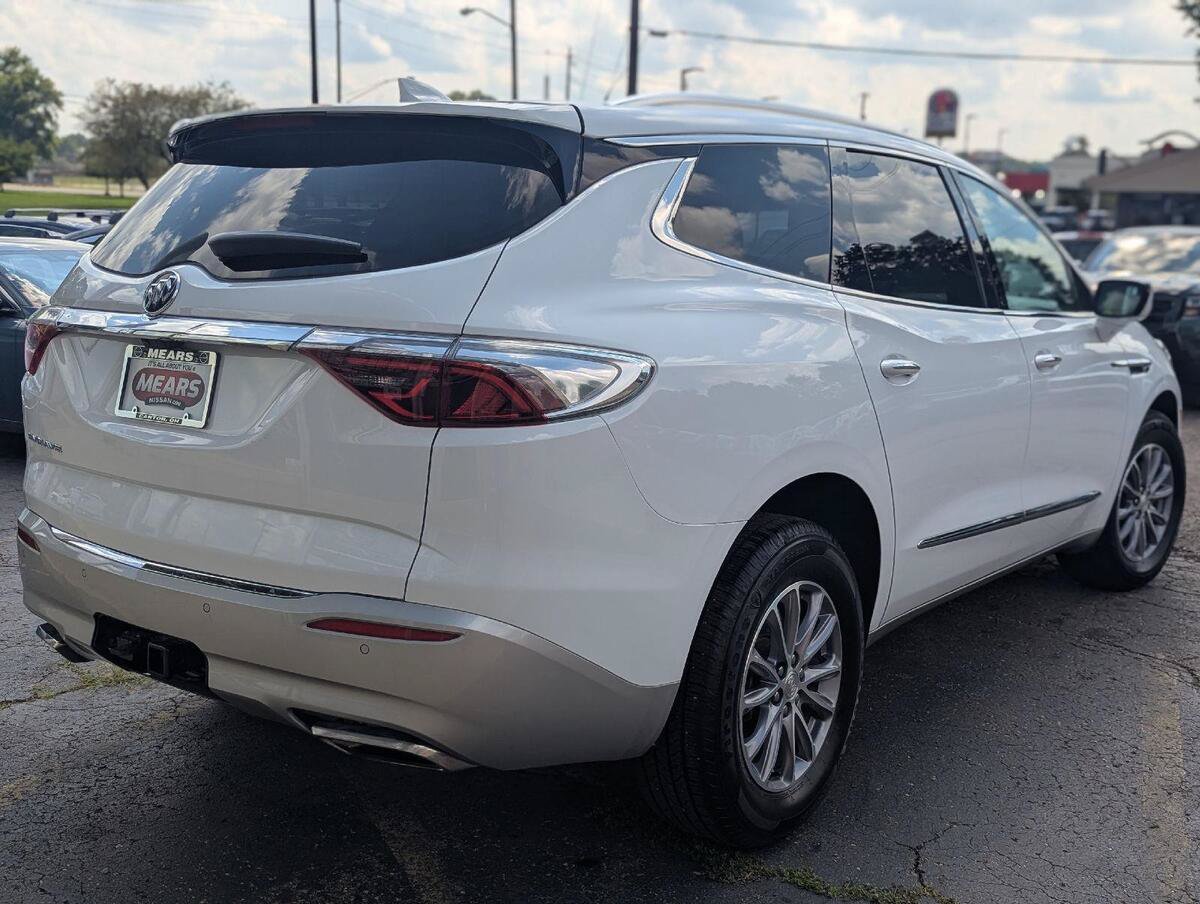 Used 2022 Buick Enclave Premium FWD image 8
