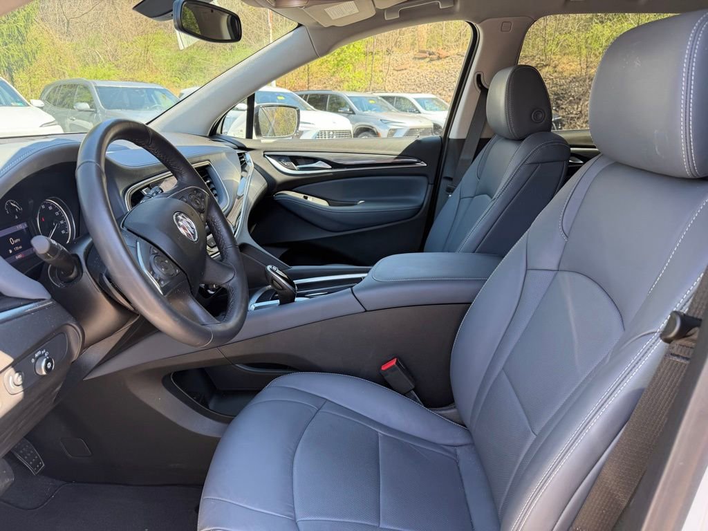 Used 2021 Buick Enclave Essence image 14