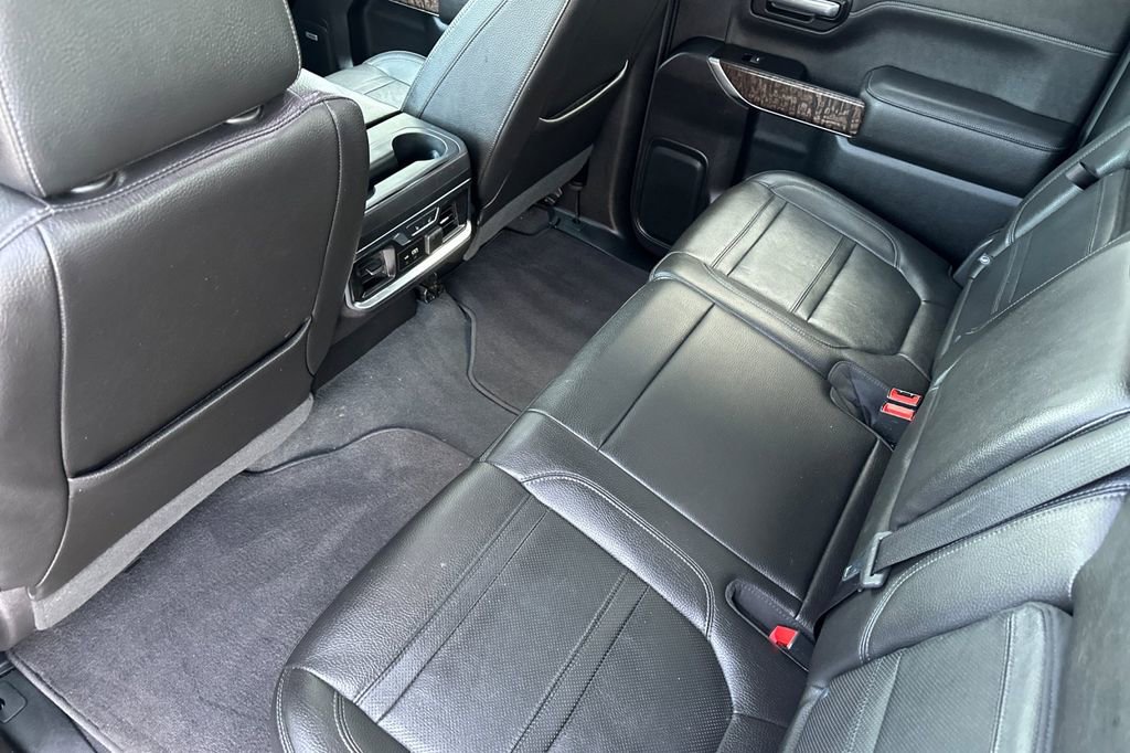 Used 2019 GMC Sierra 1500 Denali w/ Denali Ultimate Package AWD/4WD image 12
