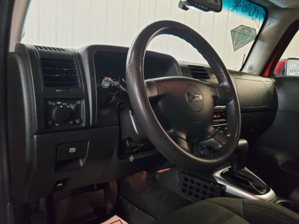 Used 2006 HUMMER H3 AWD/4WD image 13