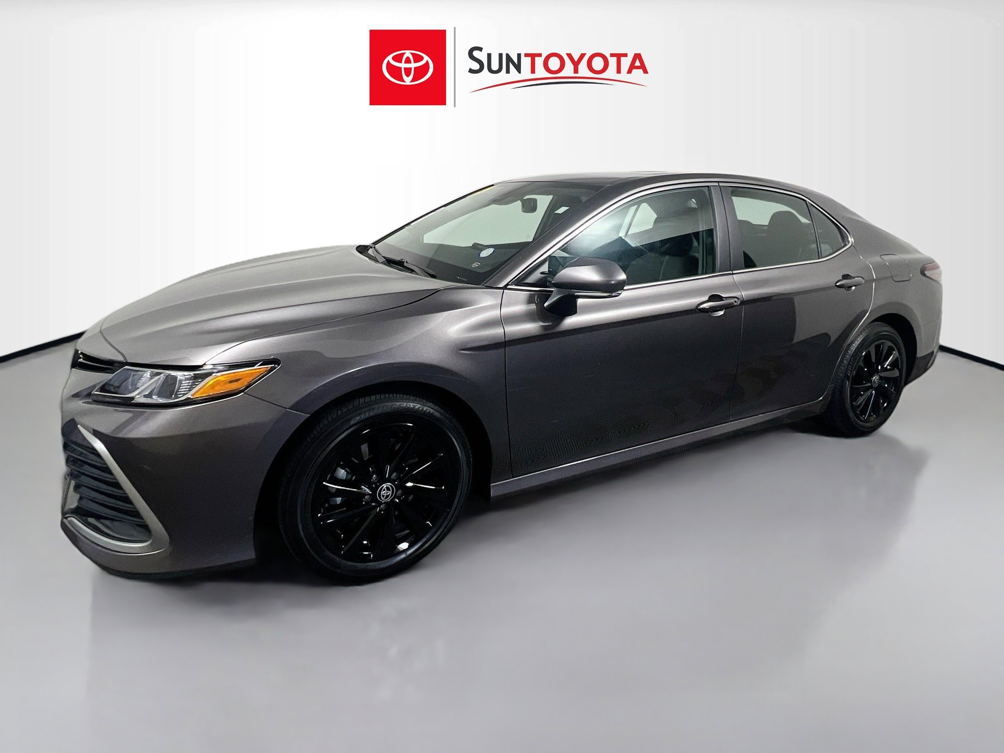 Used 2024 Toyota Camry LE w/ Convenience Package FWD image 9