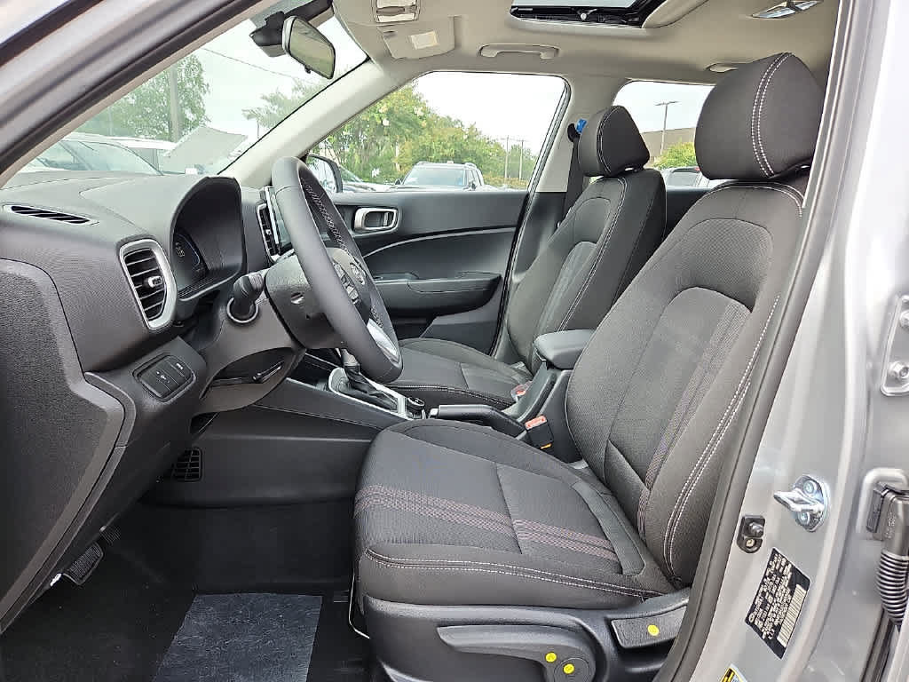 New 2026 Hyundai Venue SEL FWD image 11
