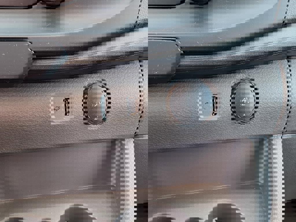 New 2025 Ford Transit 150 Low Roof AWD image 11