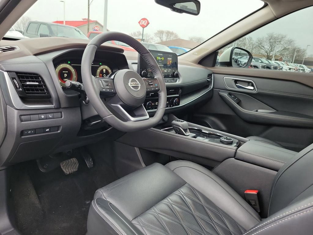 Used 2021 Nissan Rogue Platinum image 20