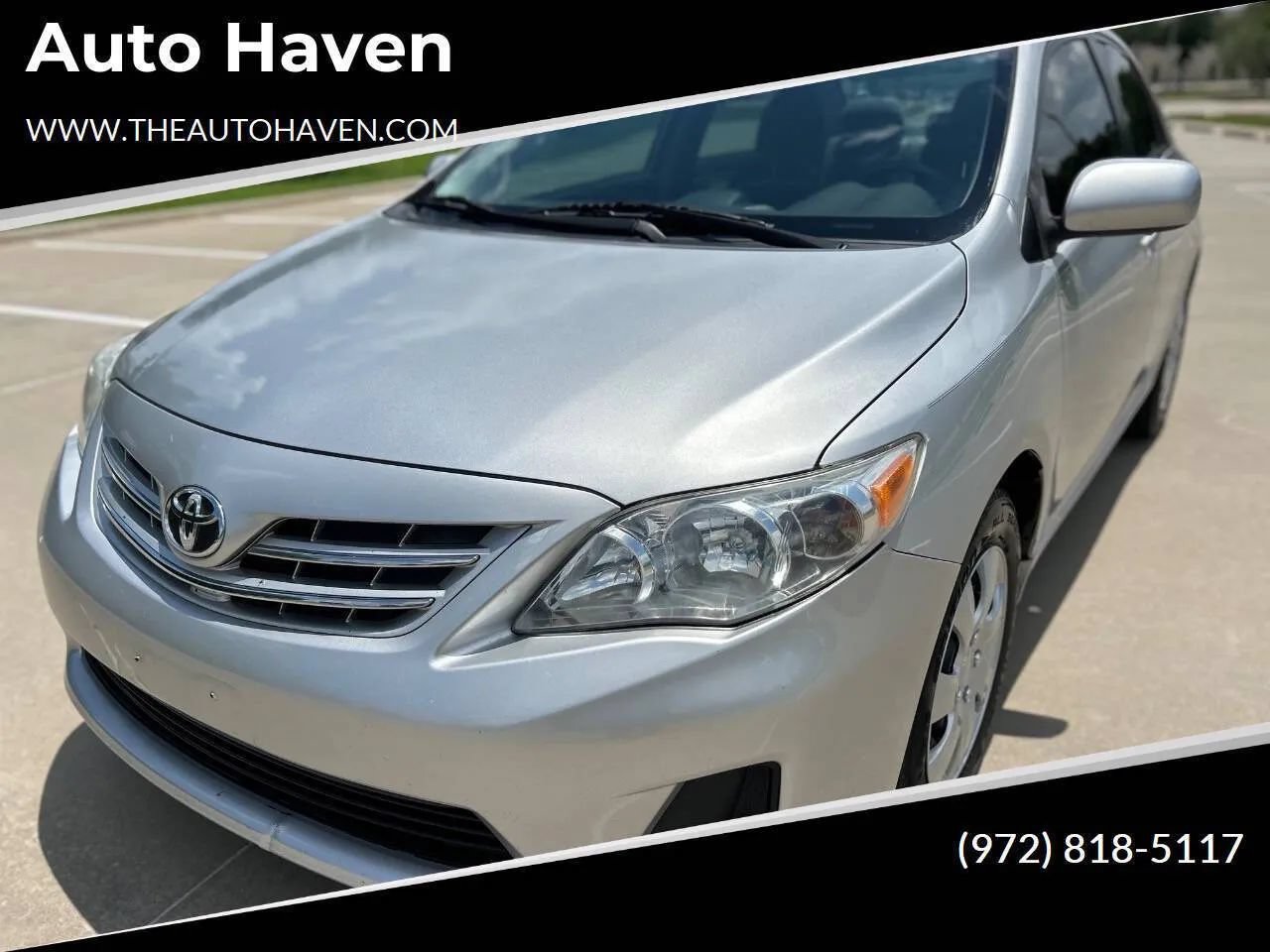 Used 2013 Toyota Corolla LE FWD image 1