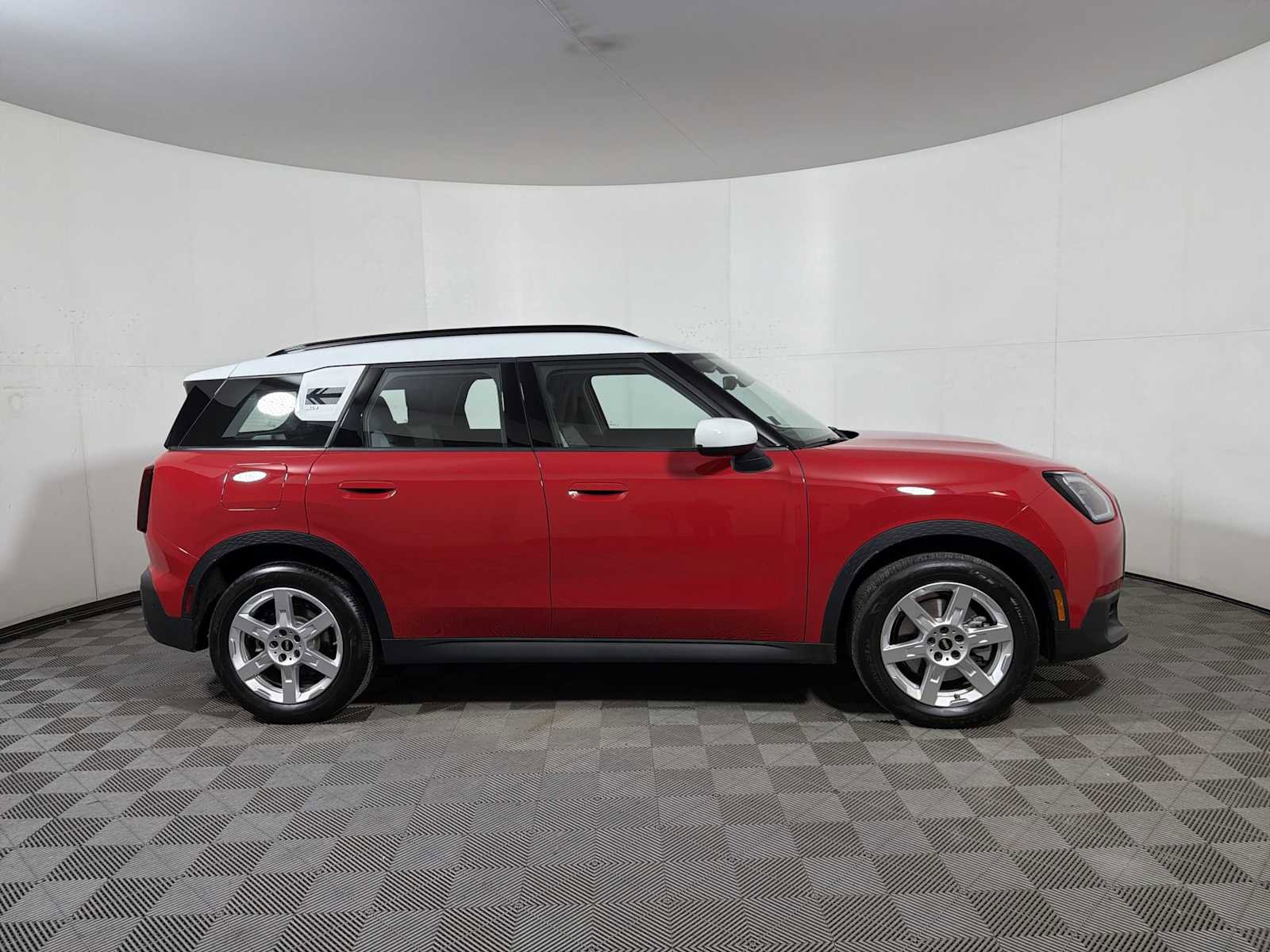 Certified 2025 MINI Cooper Countryman S image 7