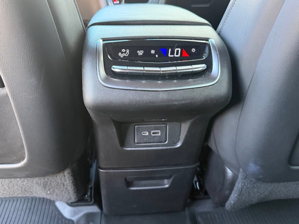 Used 2021 Cadillac XT6 Premium Luxury FWD image 25