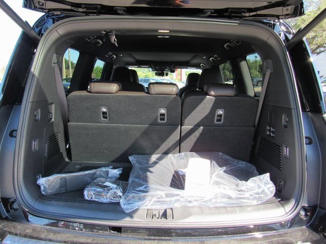 New 2026 Nissan Armada Platinum AWD/4WD image 6