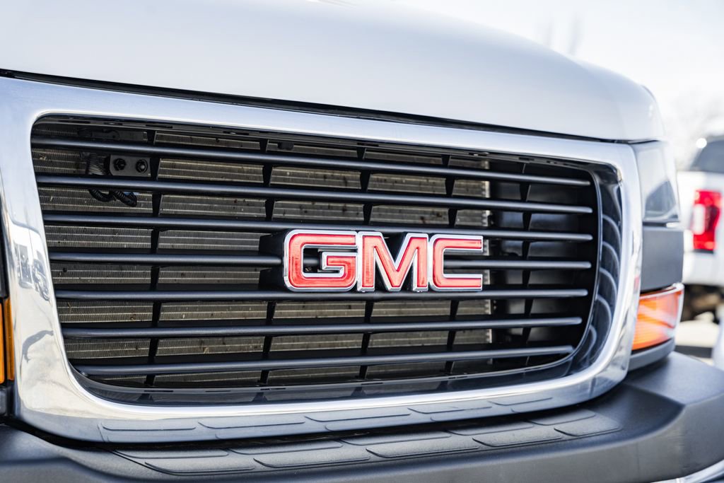 Used 2023 GMC Savana 2500 image 11