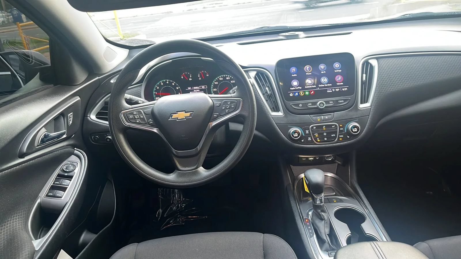 Used 2024 Chevrolet Malibu LT FWD image 16