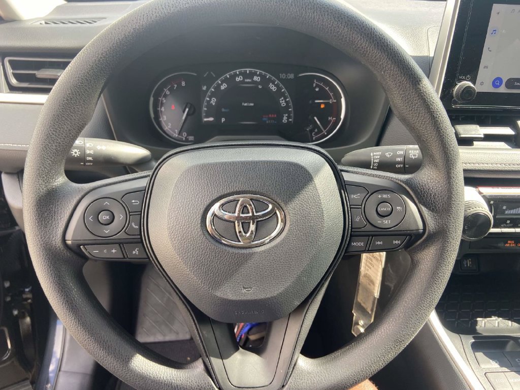 Used 2025 Toyota RAV4 LE FWD image 34