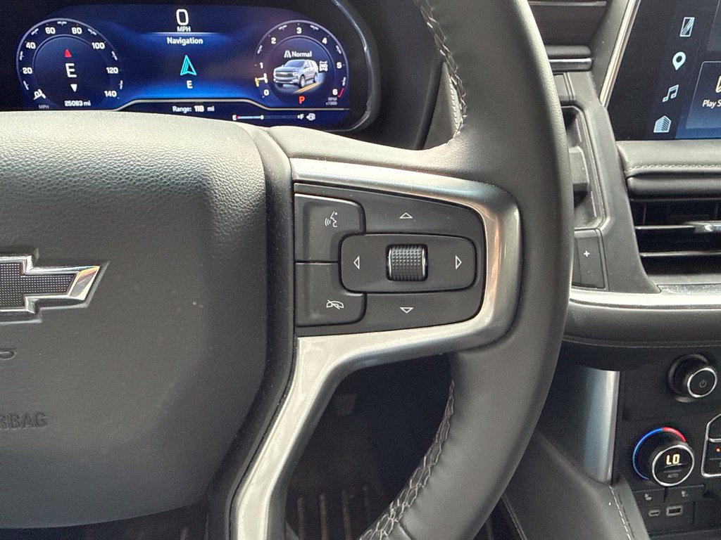 Used 2024 Chevrolet Suburban Z71 w/ Luxury Package AWD/4WD image 19