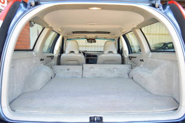 Used 2005 Volvo XC70 AWD/4WD image 36