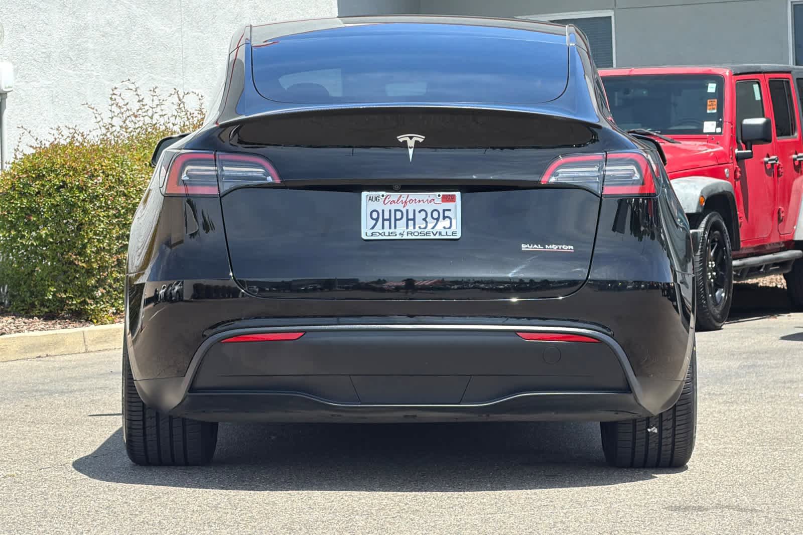 Used 2023 Tesla Model Y Performance AWD/4WD image 8