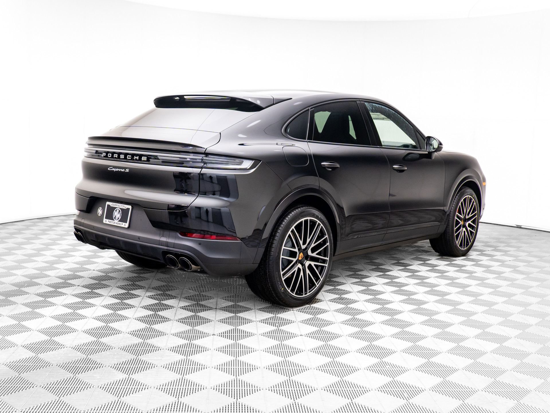 New 2026 Porsche Cayenne S image 7