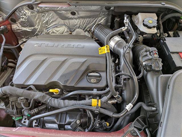 Used 2025 Chevrolet Trax RS w/ Driver Confidence Package FWD image 19