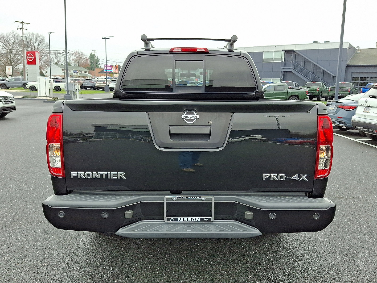 Used 2019 Nissan Frontier PRO-4X w/ Pro-4x Luxury Package image 7