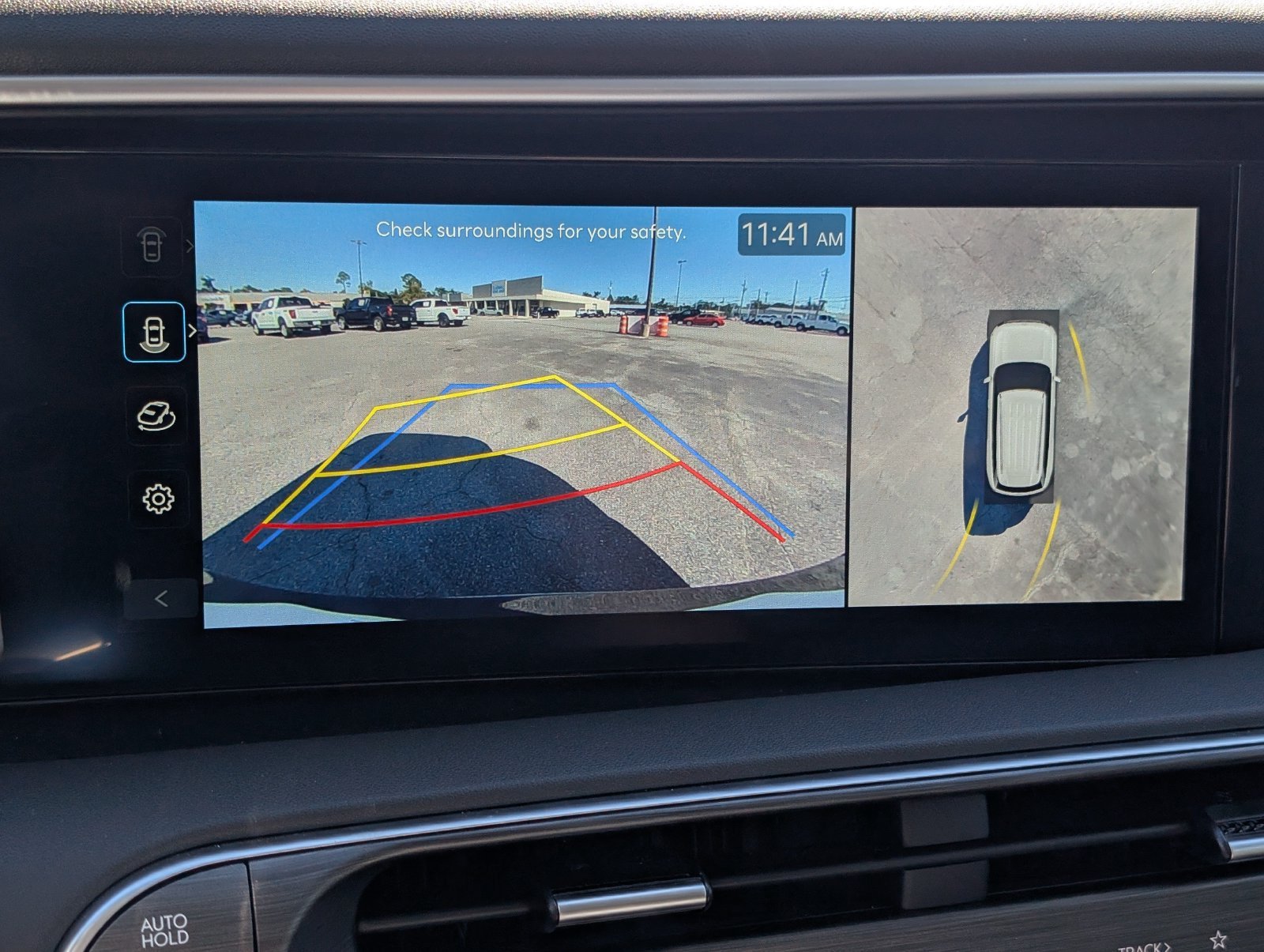 Used 2026 Hyundai Palisade SEL FWD image 19