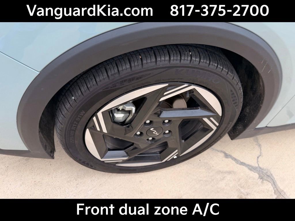 Certified 2025 Kia K4 EX FWD image 8