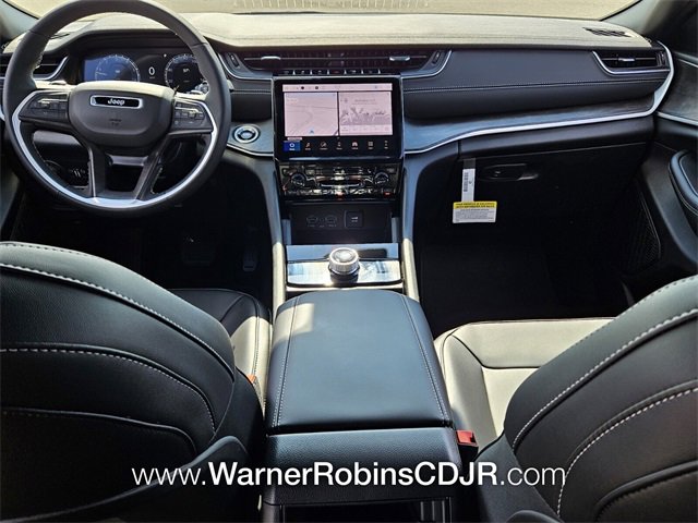 New 2025 Jeep Grand Cherokee Limited image 8